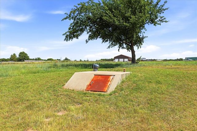 9801 Westview Drive, Lexington, OK 73051