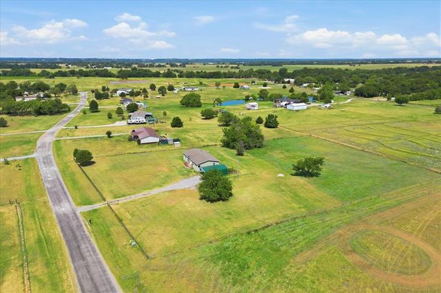 9801 Westview Drive, Lexington, OK 73051