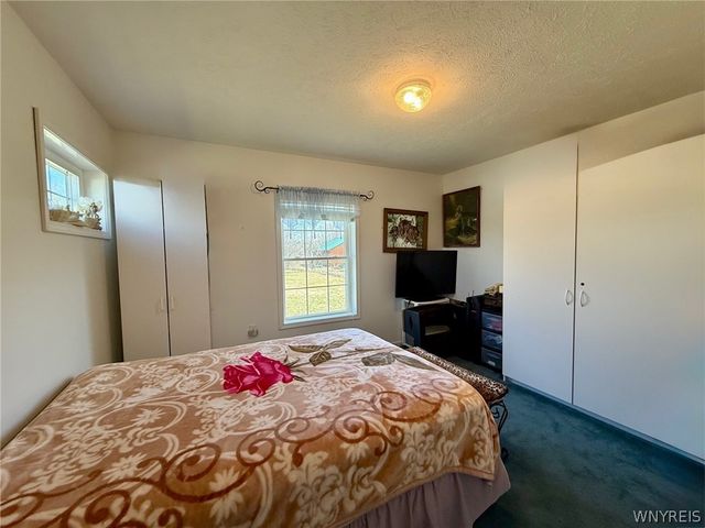 6969 Nash Road, Wheatfield, NY 14120