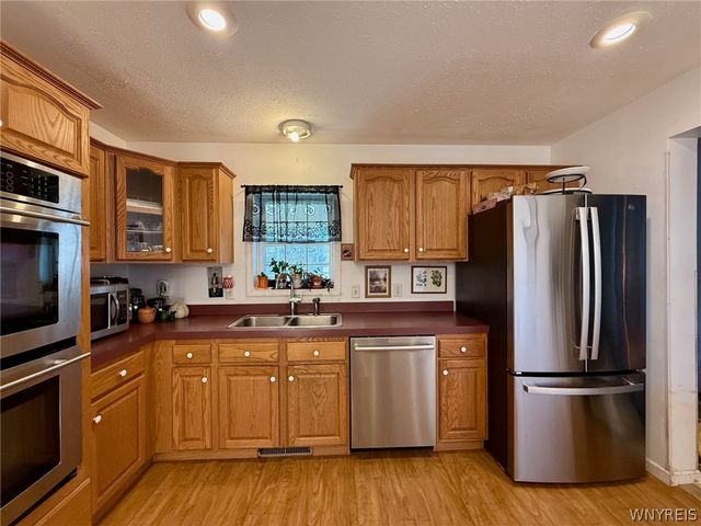 6969 Nash Road, Wheatfield, NY 14120