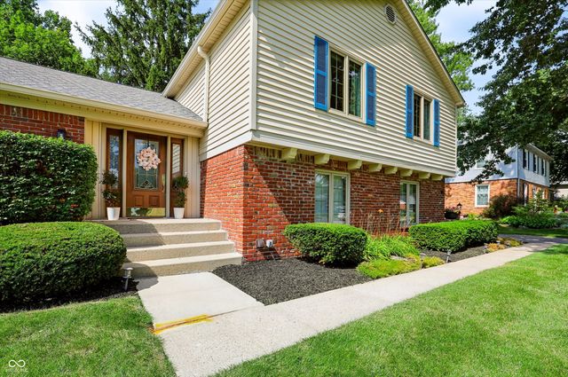 7242 Hampstead Lane, Indianapolis, IN 46256