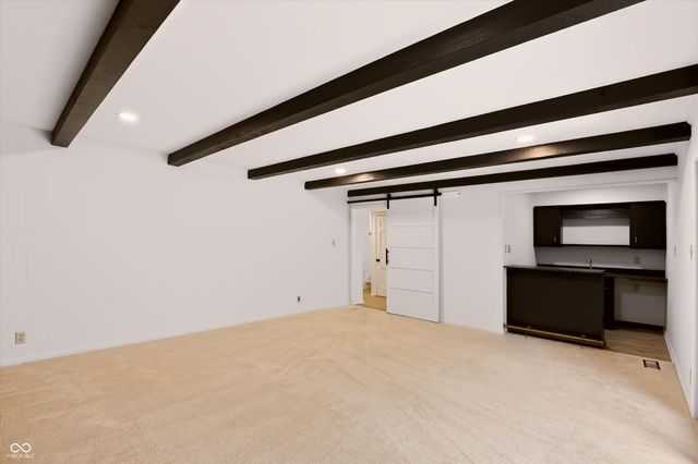 7242 Hampstead Lane, Indianapolis, IN 46256