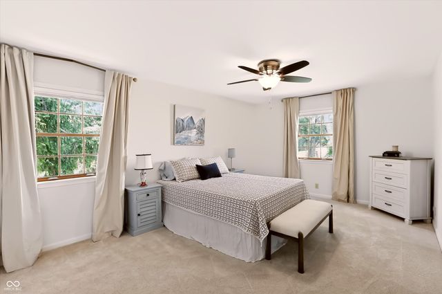 7242 Hampstead Lane, Indianapolis, IN 46256