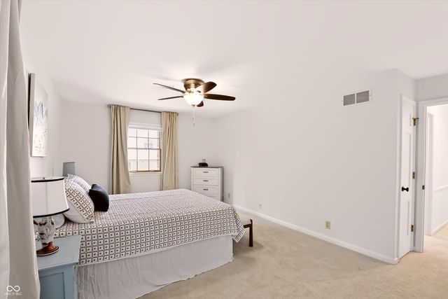 7242 Hampstead Lane, Indianapolis, IN 46256