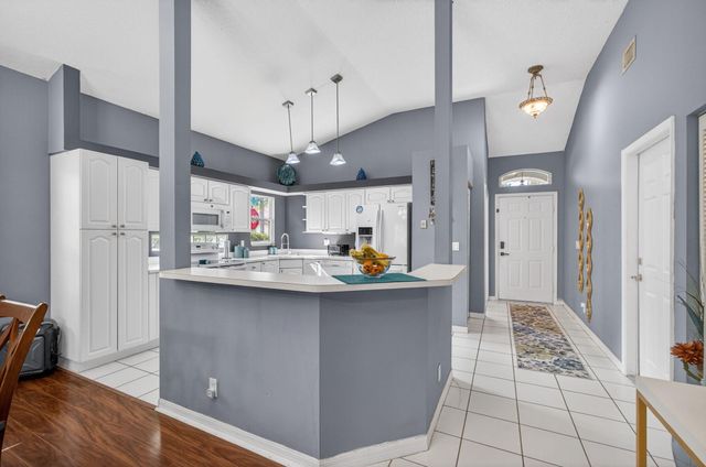 5156 Elpine Way, Riviera Beach, FL 33418