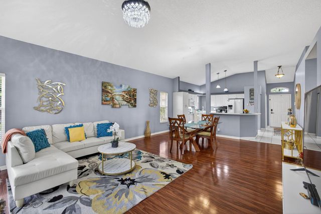 5156 Elpine Way, Riviera Beach, FL 33418