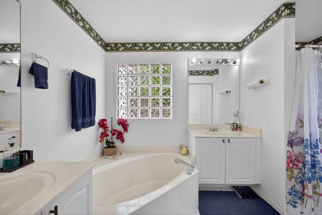 5156 Elpine Way, Riviera Beach, FL 33418