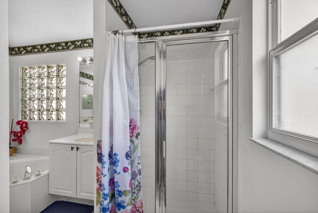 5156 Elpine Way, Riviera Beach, FL 33418