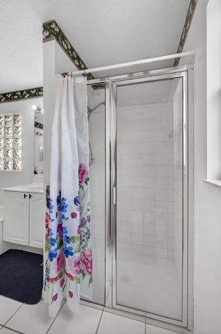 5156 Elpine Way, Riviera Beach, FL 33418