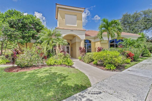 5156 Elpine Way, Riviera Beach, FL 33418