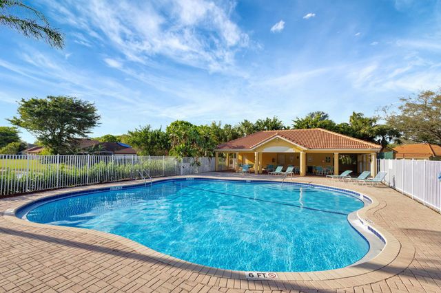 5156 Elpine Way, Riviera Beach, FL 33418