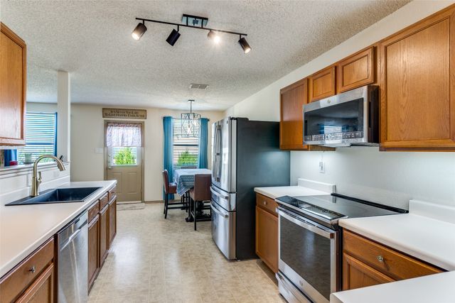 329 Indian Blanket Drive, Burleson, TX 76028