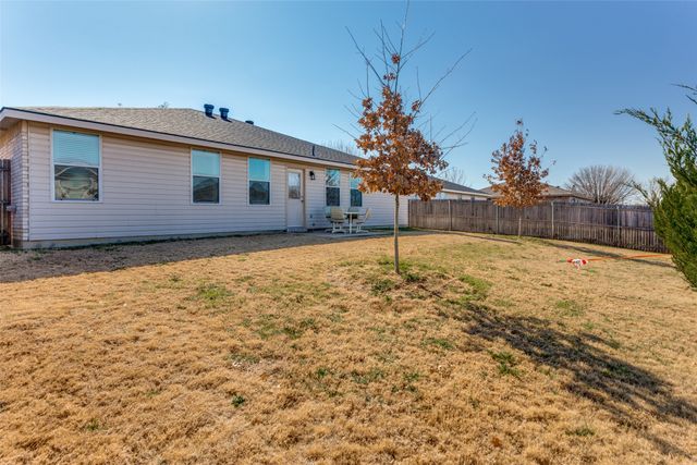 329 Indian Blanket Drive, Burleson, TX 76028