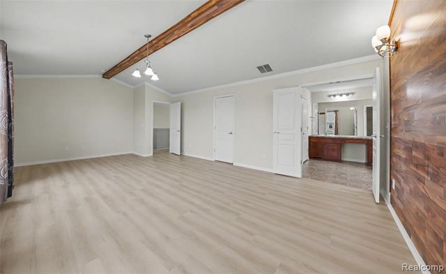 49184 Gracechurch Road, Macomb, MI 48044