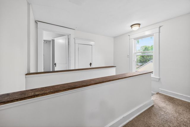 348 N State Street, Zeeland, MI 49464