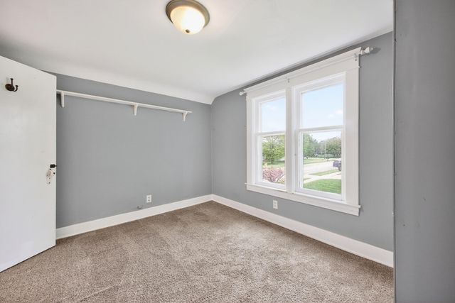 348 N State Street, Zeeland, MI 49464