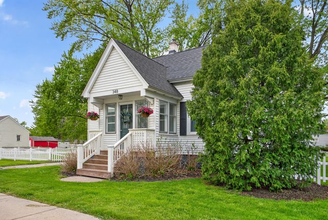 348 N State Street, Zeeland, MI 49464
