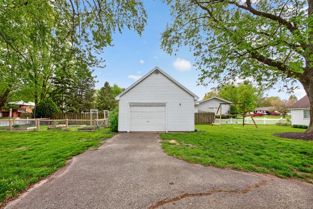 348 N State Street, Zeeland, MI 49464