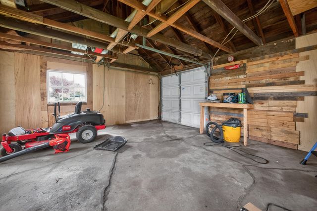 348 N State Street, Zeeland, MI 49464