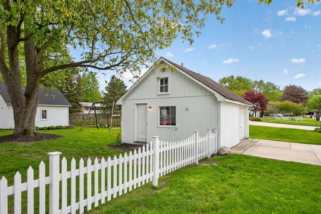 348 N State Street, Zeeland, MI 49464