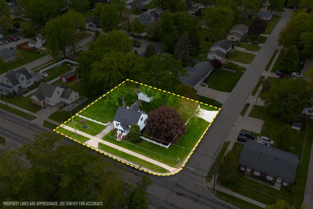 348 N State Street, Zeeland, MI 49464