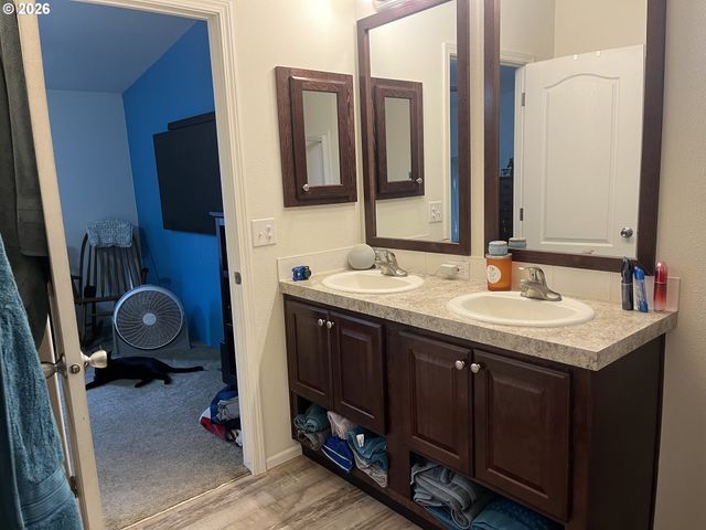 23421 S HIGHWAY 213 38, Oregon City, OR 97045