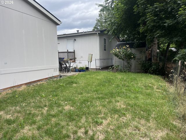 23421 S HIGHWAY 213 38, Oregon City, OR 97045