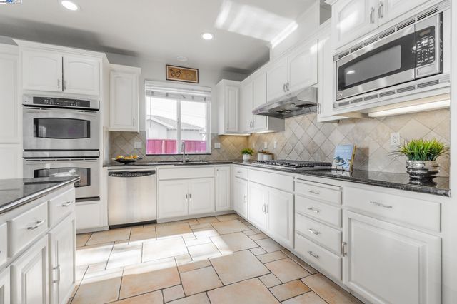 3109 Vista Ln, Hayward, CA 94541