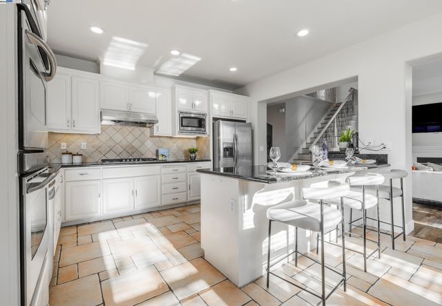 3109 Vista Ln, Hayward, CA 94541