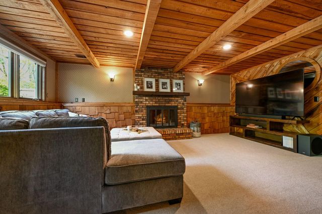 15008 Oakland Avenue, Burnsville, MN 55306