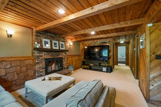 15008 Oakland Avenue, Burnsville, MN 55306