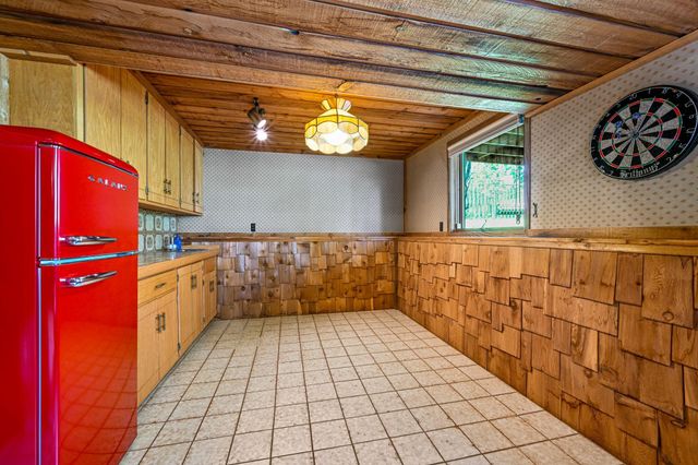 15008 Oakland Avenue, Burnsville, MN 55306