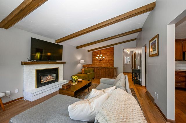 15008 Oakland Avenue, Burnsville, MN 55306