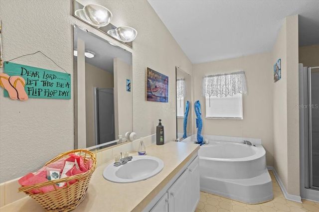 305 NE 290TH AVENUE, Old Town, FL 32680