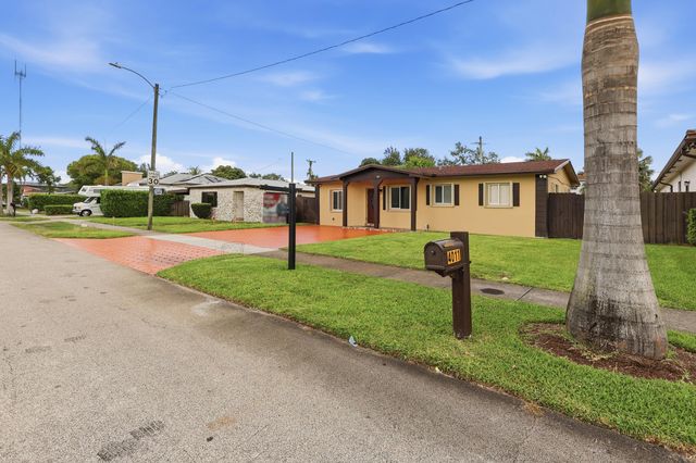 4011 SW 28th Street 4011, West Park, FL 33023