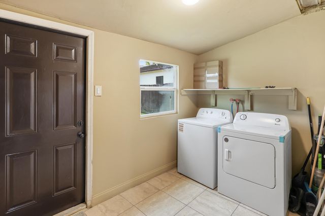 4011 SW 28th Street 4011, West Park, FL 33023