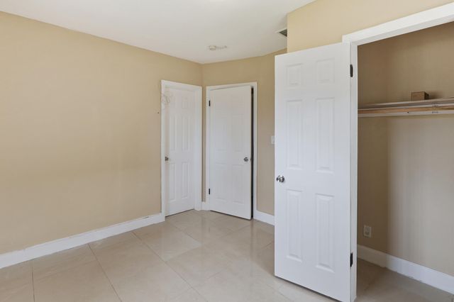 4011 SW 28th Street 4011, West Park, FL 33023