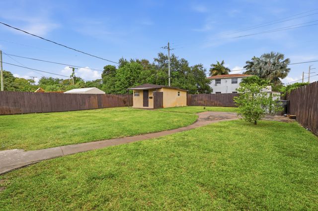 4011 SW 28th Street 4011, West Park, FL 33023