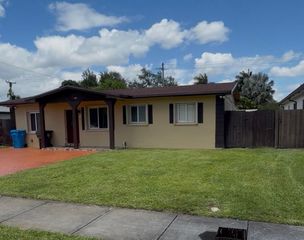 4011 SW 28th Street 4011, West Park, FL 33023