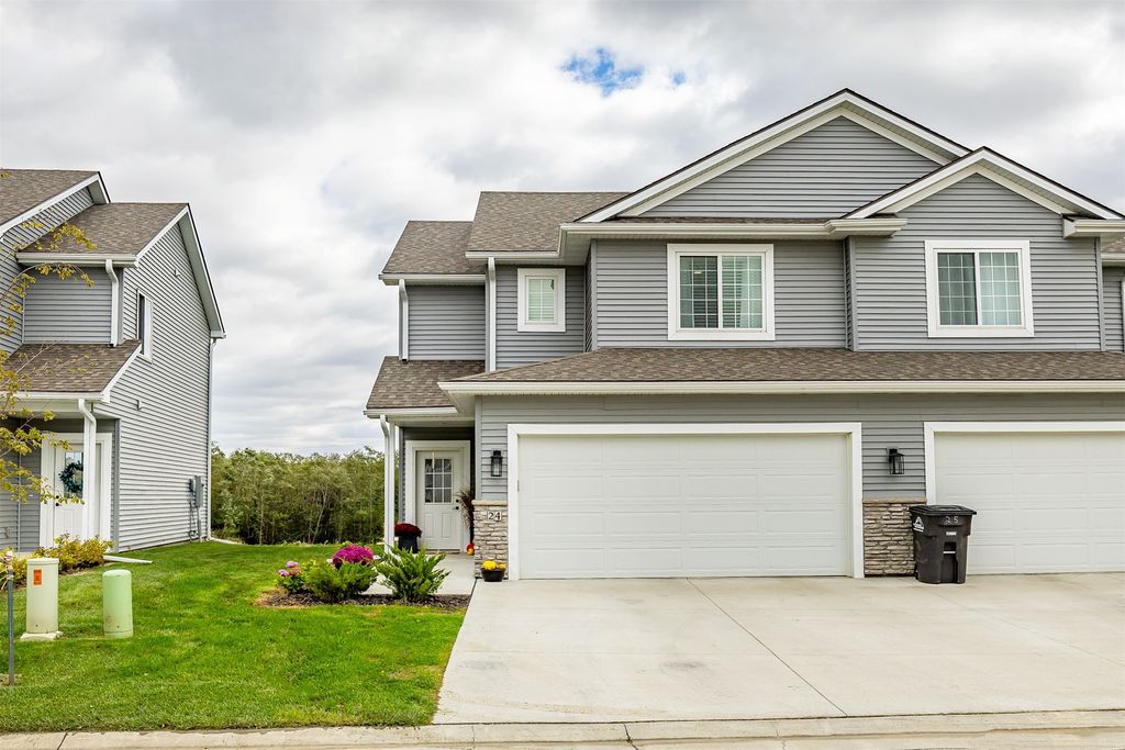 7000 Lake Hill Drive 24, Des Moines, IA 50320