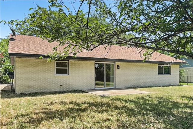 3716 Clotell Drive, Fort Worth, TX 76119