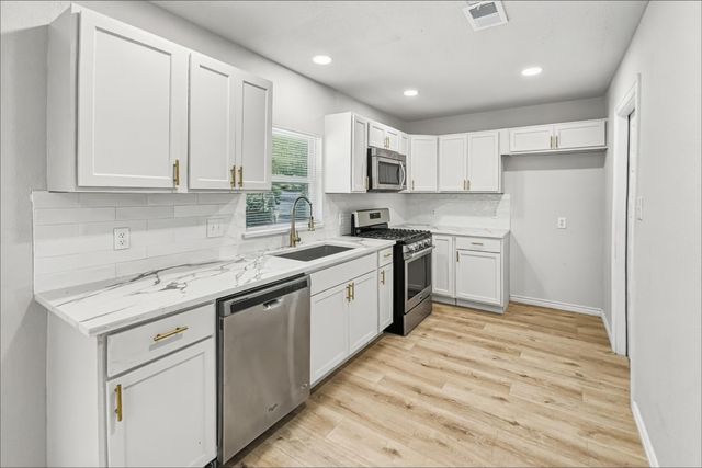 3716 Clotell Drive, Fort Worth, TX 76119