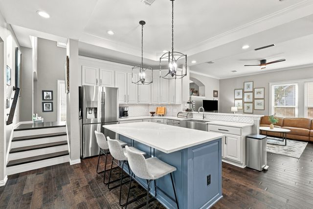6025 Winter Park Drive, North Richland Hills, TX 76180