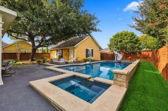 6025 Winter Park Drive, North Richland Hills, TX 76180