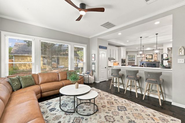 6025 Winter Park Drive, North Richland Hills, TX 76180