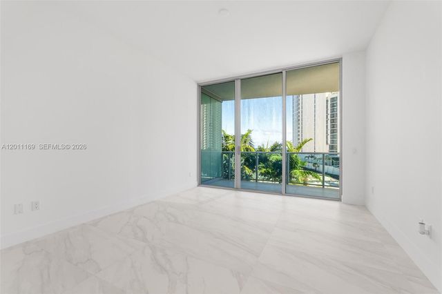 17550 Collins Ave 501, Sunny Isles Beach, FL 33160