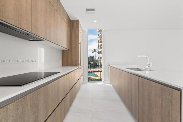 17550 Collins Ave 501, Sunny Isles Beach, FL 33160