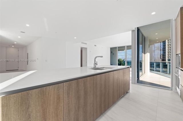17550 Collins Ave 501, Sunny Isles Beach, FL 33160