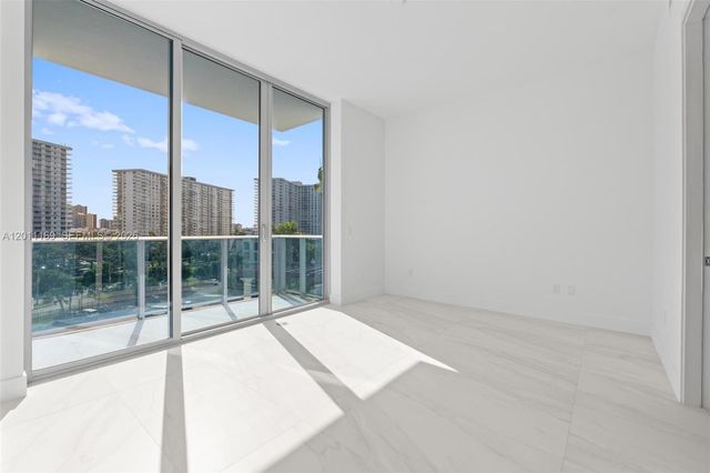 17550 Collins Ave 501, Sunny Isles Beach, FL 33160