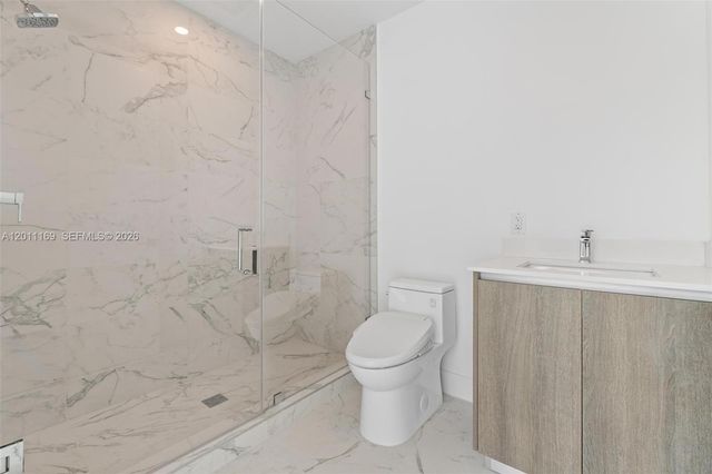 17550 Collins Ave 501, Sunny Isles Beach, FL 33160